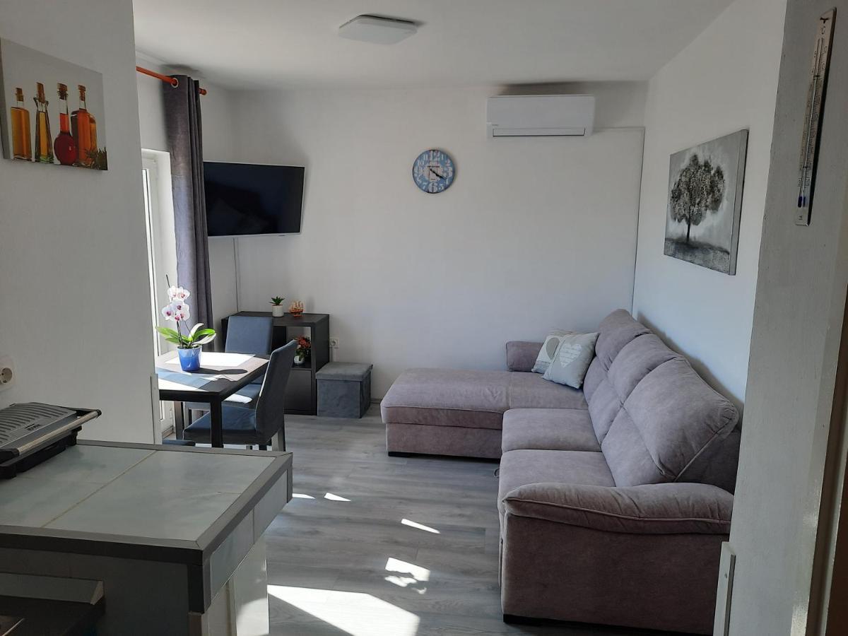 Apartments Brkovic Sukosan Luaran gambar