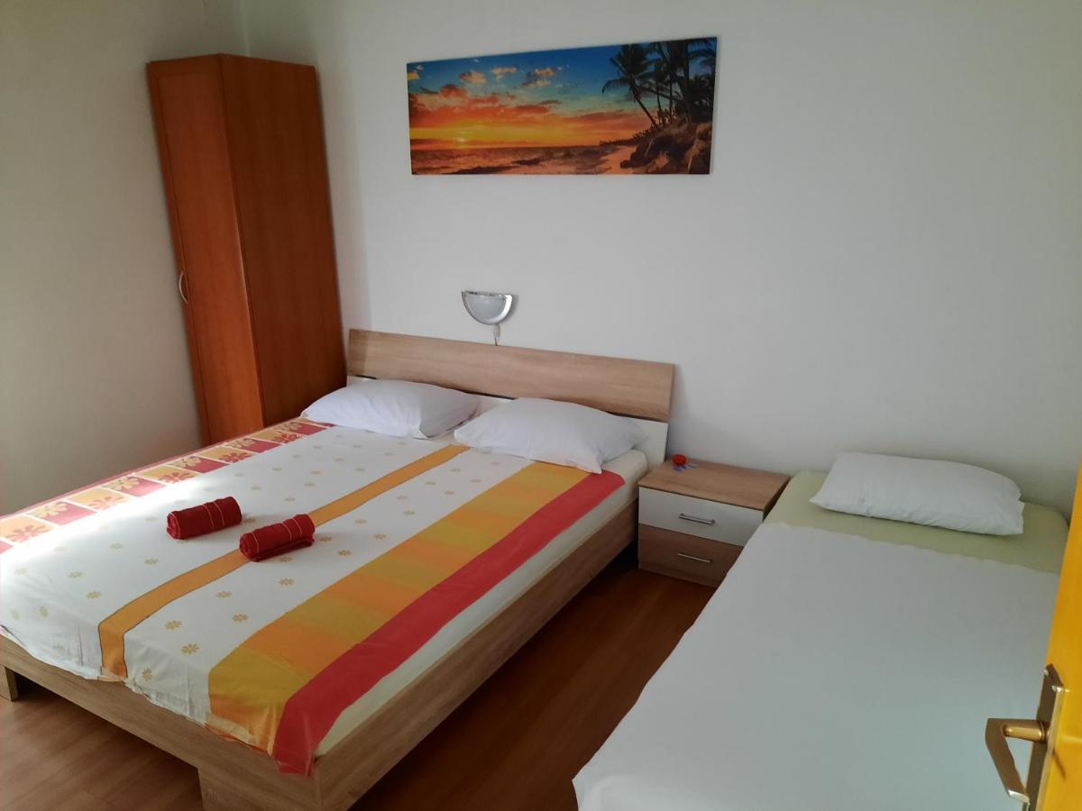 Apartments Brkovic Sukosan Luaran gambar
